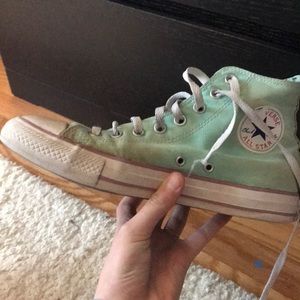 ONE OF A KIND LIMITED EDITION CUSTOM CONVERSE